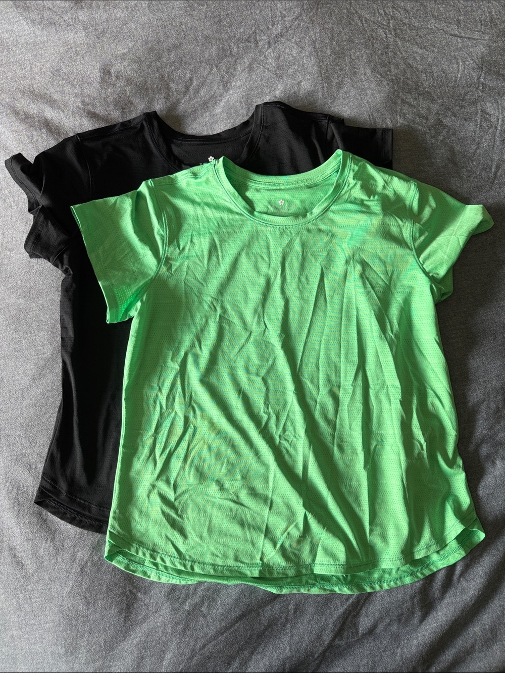t-shirt lot (3)